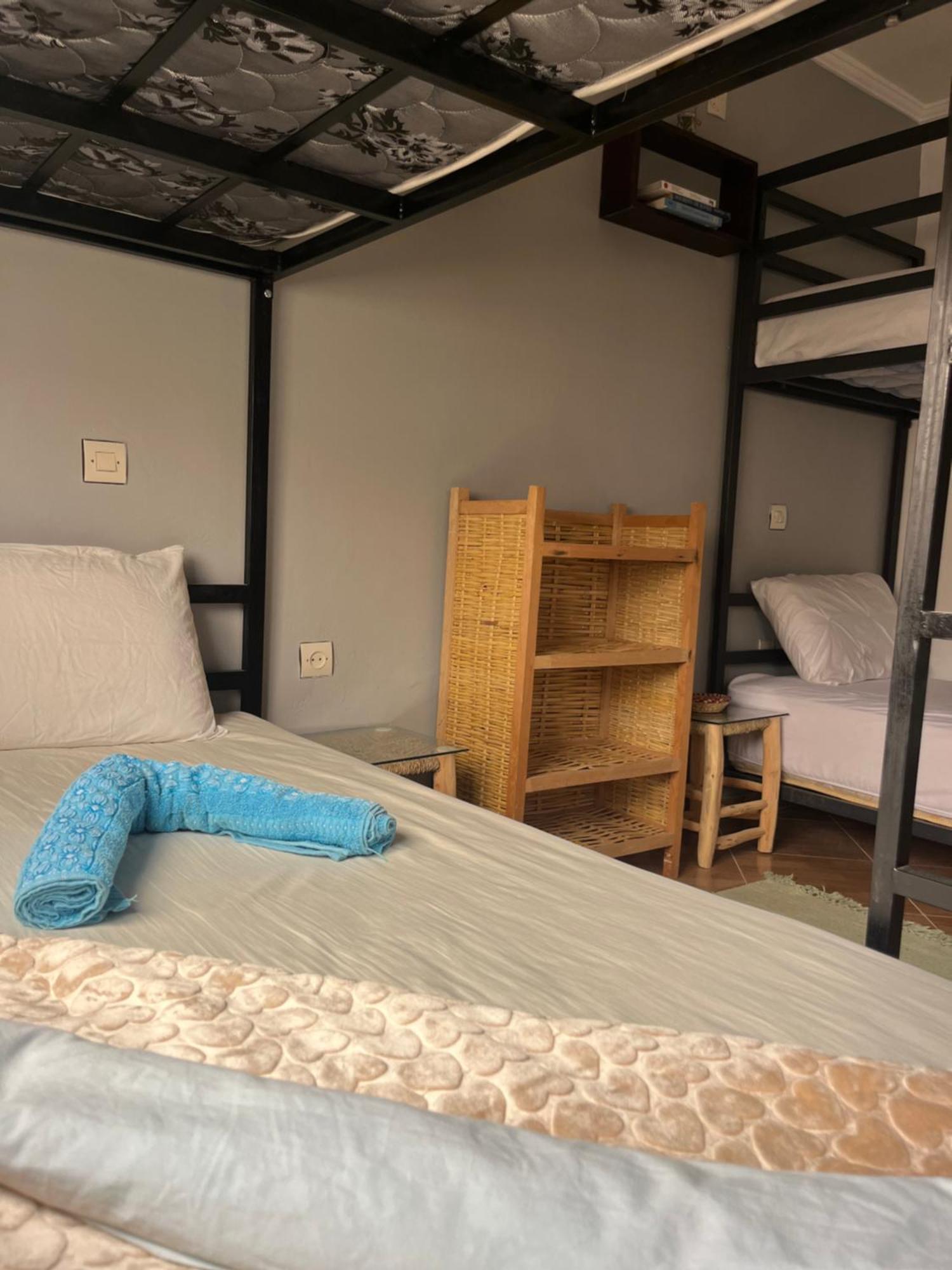 Let Us Surf Bed & Breakfast Tamraght Ngoại thất bức ảnh